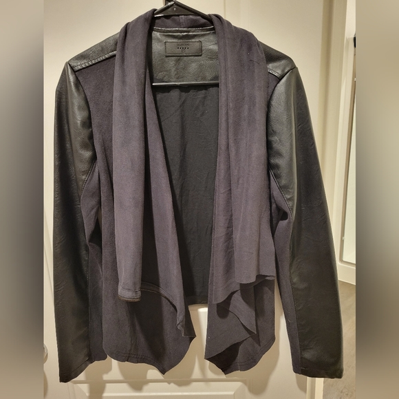 Black faux leather jacket with suede, women's medium - Picture 1 of 4